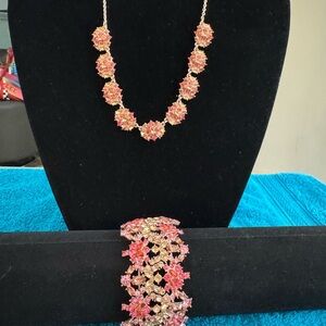 Floral Pink and Gold Necklace and Bracelet Set